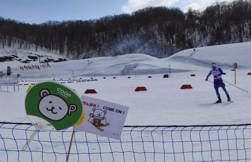 ピョンチャン冬季パラリンピックまで、あと1年。札幌市では、バイアスロンも含めたノルディックスキーのワールドカップも初開催された。４日間で約2,400人の観客が訪れ、雪原での過酷な戦いを繰り広げる選手を力づけた。